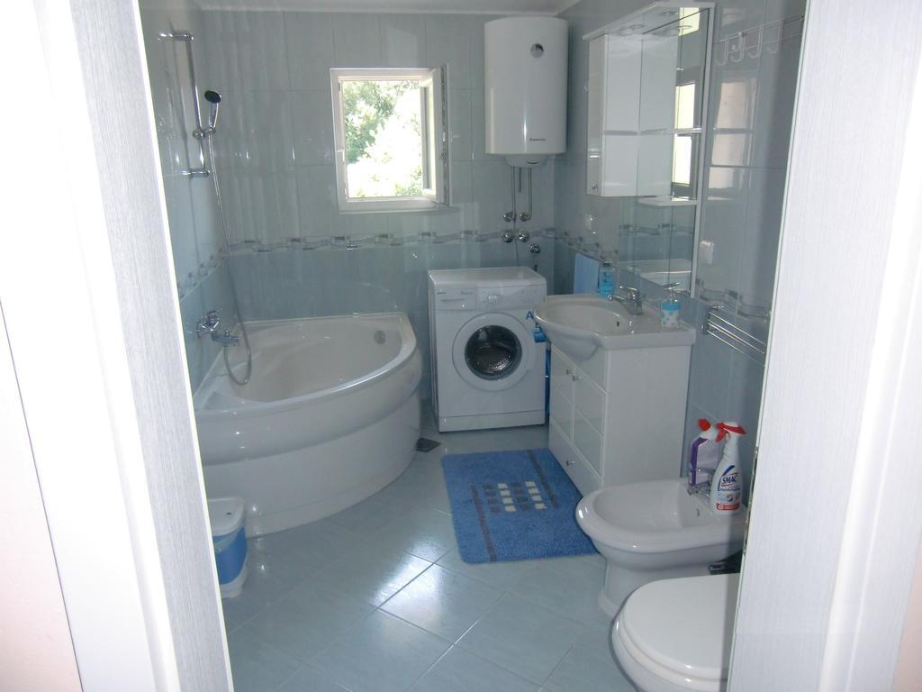 Apartment Villa Dobrijevic -Seljanovo Tivat Zimmer foto